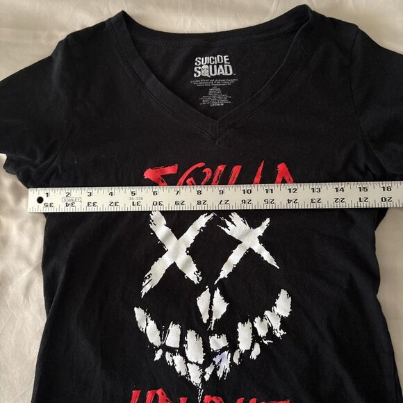 Suicide Squad Black and Red Tee - Picture 2 of 5